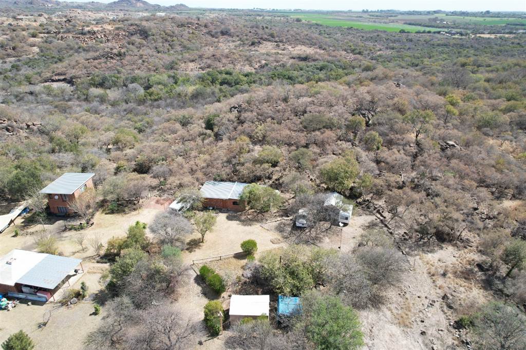 12 m² Farm in Hartbeesfontein photo number 3