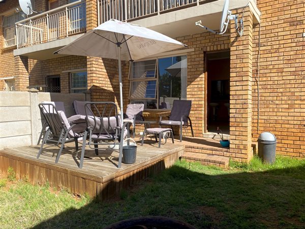 2 Bedroom Townhouse 2 Bedroom Townhouse