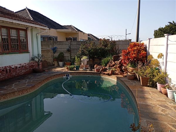 3 Bedroom House 3 Bedroom House