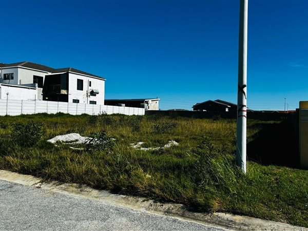 816 m² Land 816 m² Land