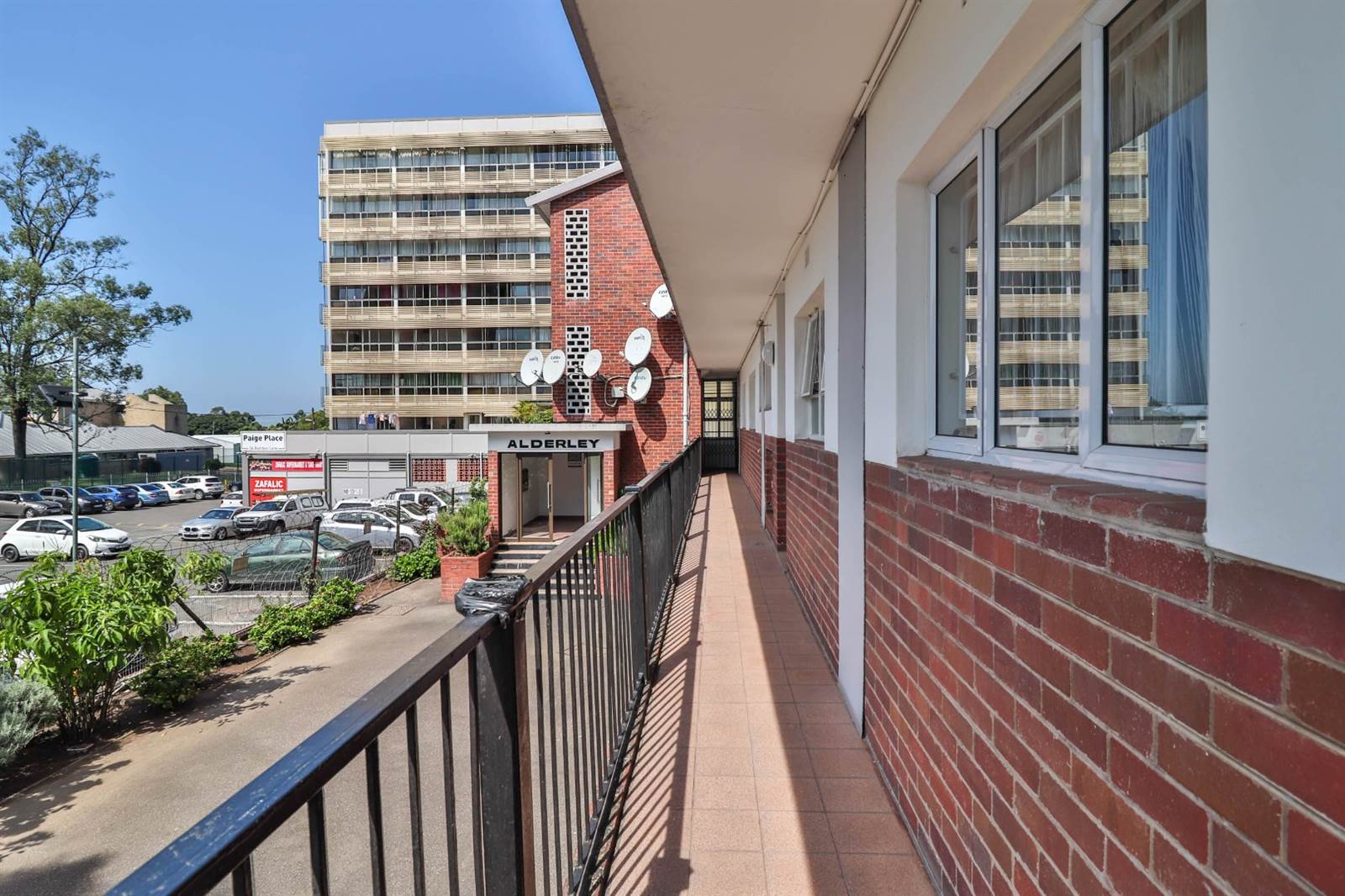 2 Bed Apartment in Pinetown Central photo number 22