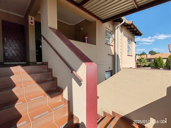1 Bedroom Townhouse 1 Bedroom Townhouse