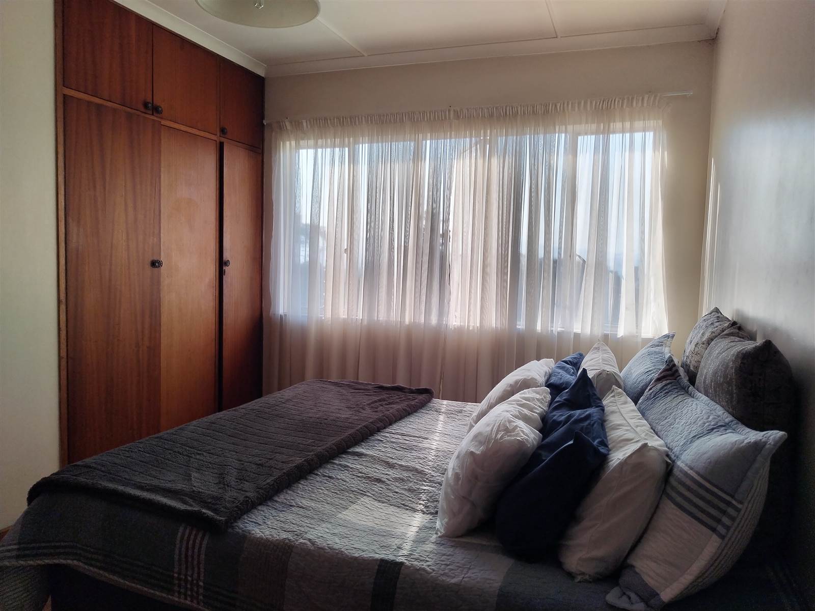 2 Bed Apartment in Pelham photo number 5