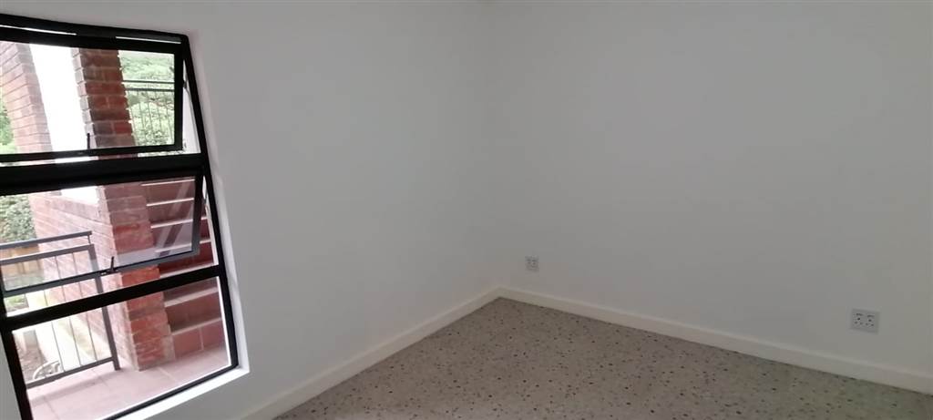 1 Bed Apartment in Athlone photo number 6