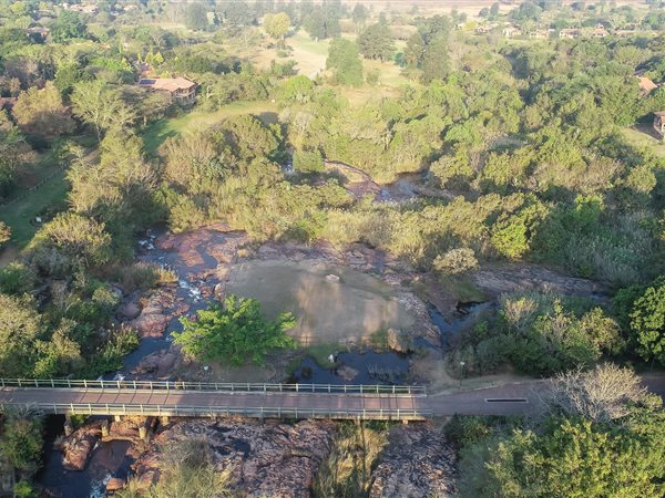 1423 m² Land available in White River Country Estate