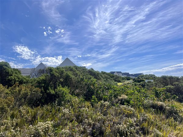 1261 m² Land available in St Francis Links