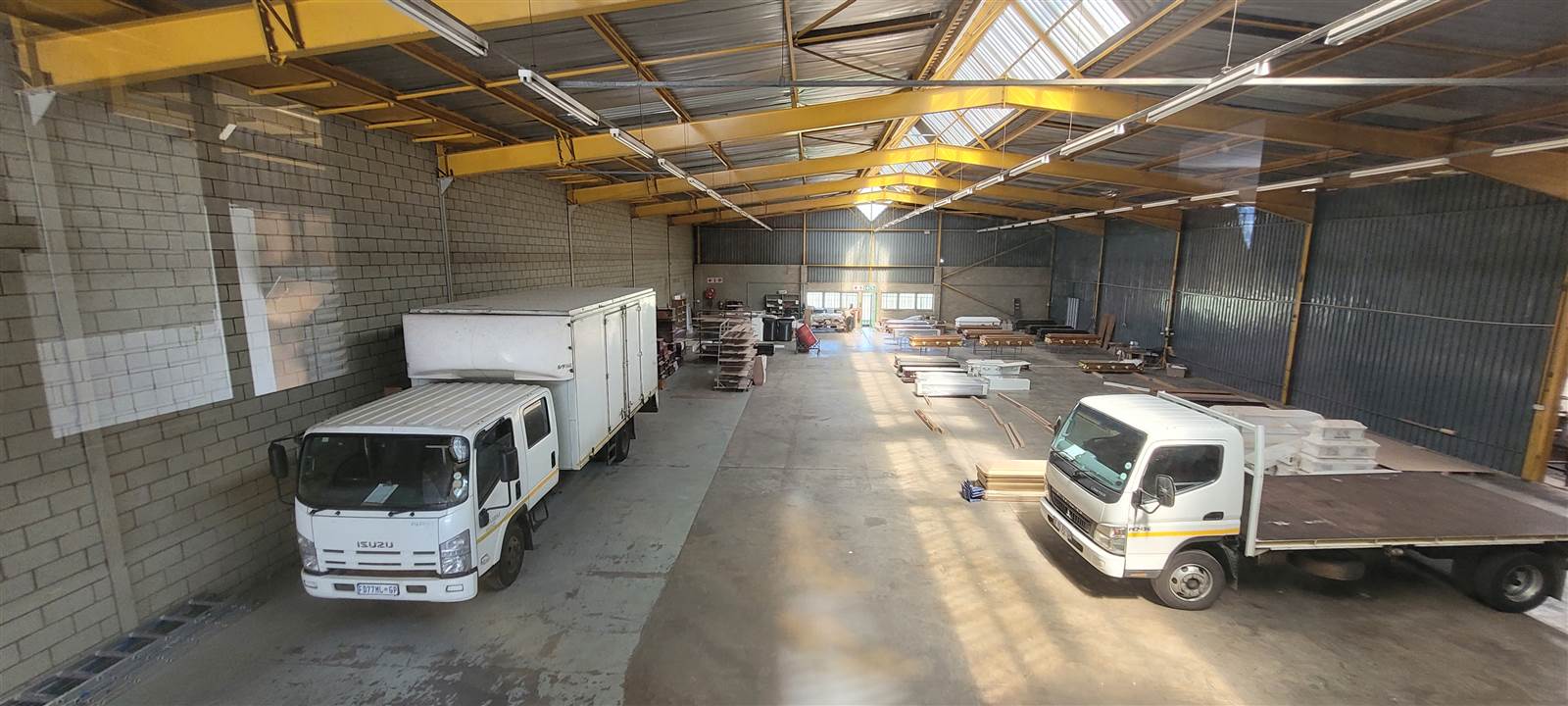 2100  m² Industrial space in Robertville photo number 5