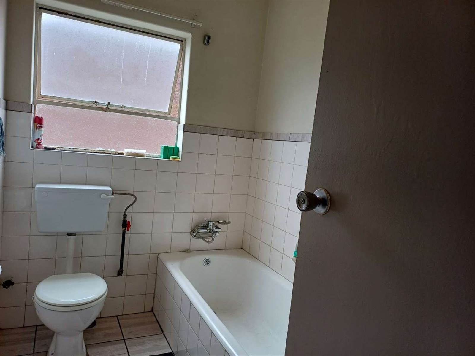 1 Bed Apartment in Croydon photo number 16