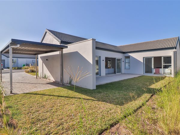 2 Bedroom House 2 Bedroom House