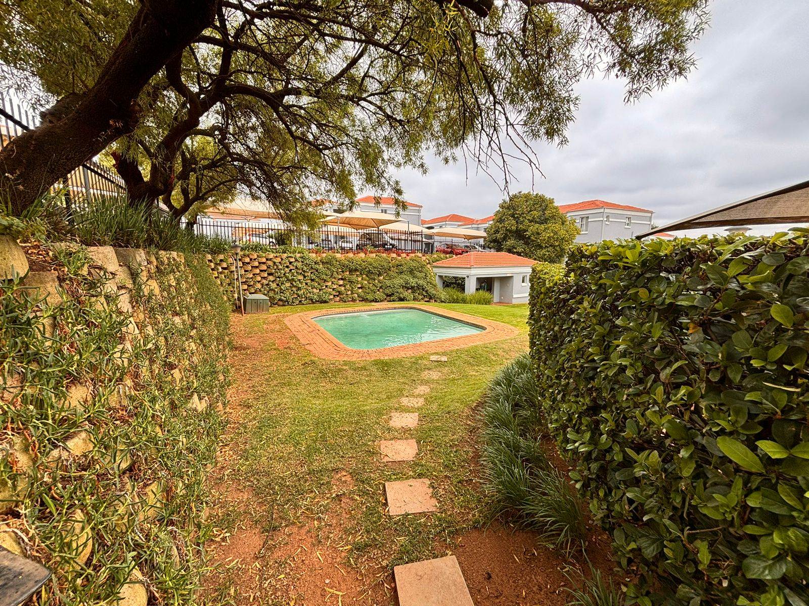 2 Bed Apartment in Northcliff photo number 14