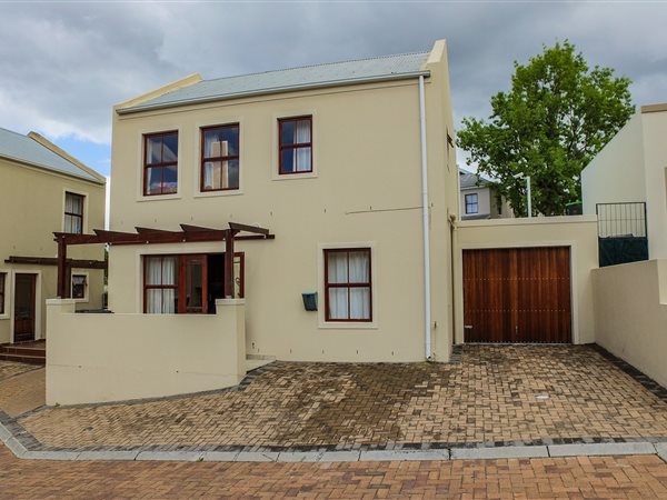 3 Bedroom House 3 Bedroom House