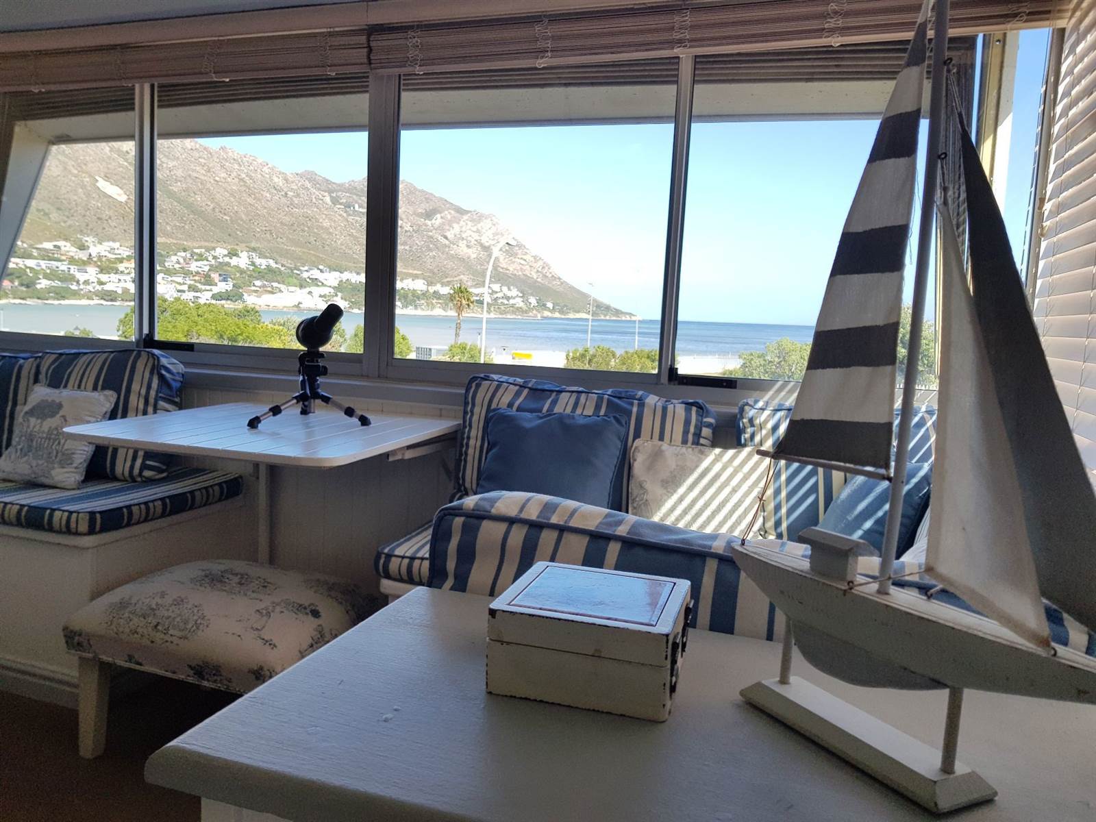 3 Bed Apartment in Gordons Bay Central photo number 8