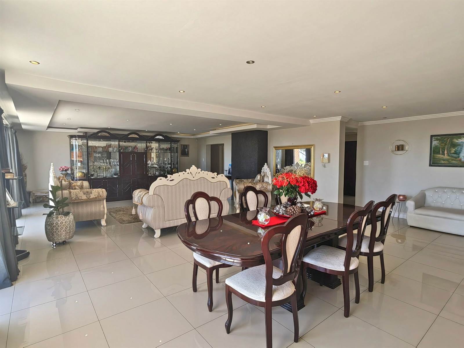 5 Bed House in Plattekloof photo number 15