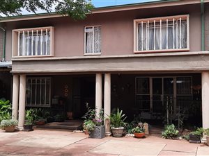 2 ha Farm in Miravaal