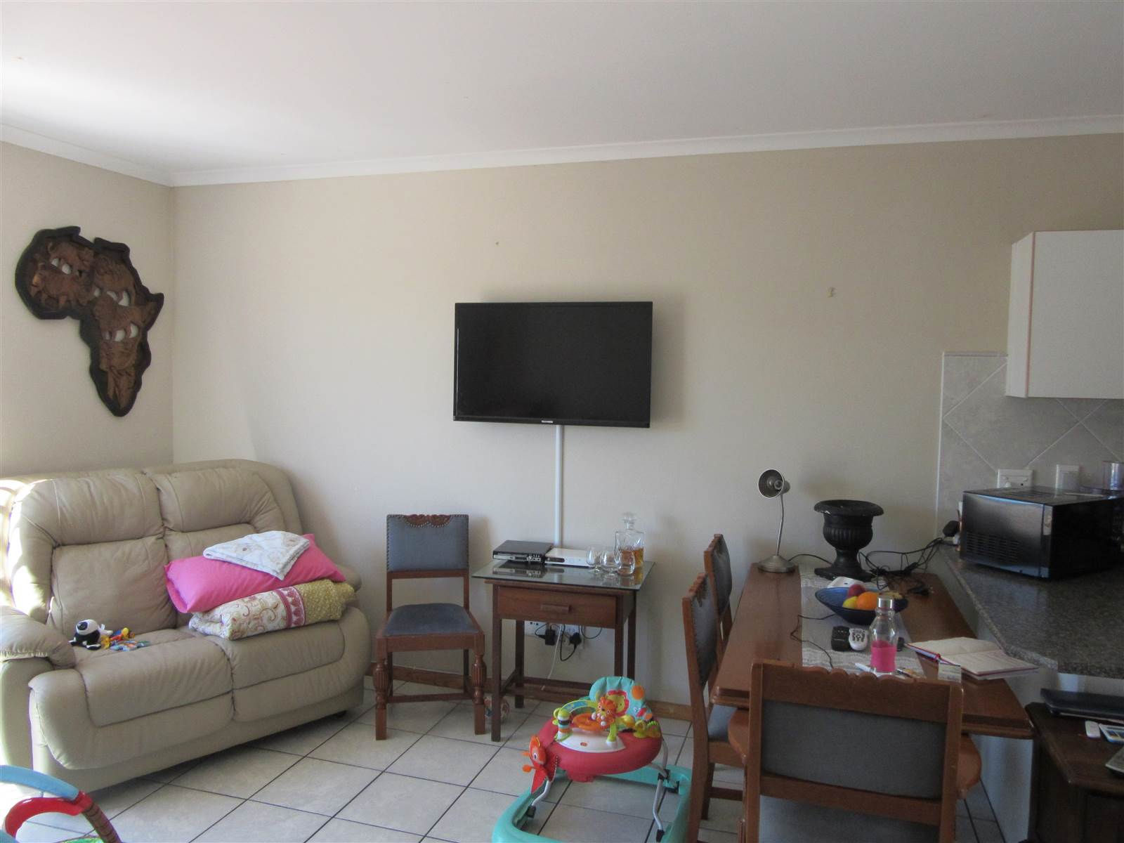 2 Bed Apartment in Protea Village photo number 4