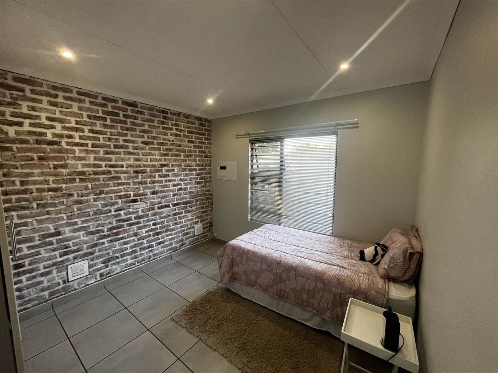 2 Bed Simplex in Potchefstroom Central photo number 8