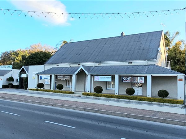 468  m² Commercial space in Robertson
