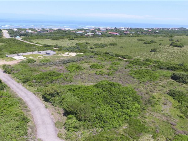 1167 m² Land available in Cannon Rocks