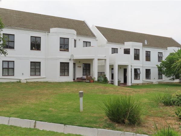 2 Bed Apartment in Paradyskloof