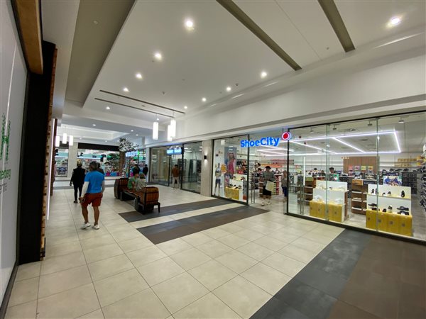 87  m² Retail Space