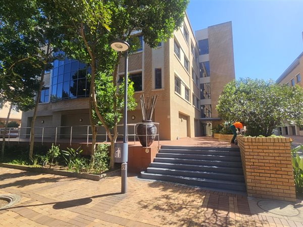 1 346 m² Office Space 1 346 m² Office Space