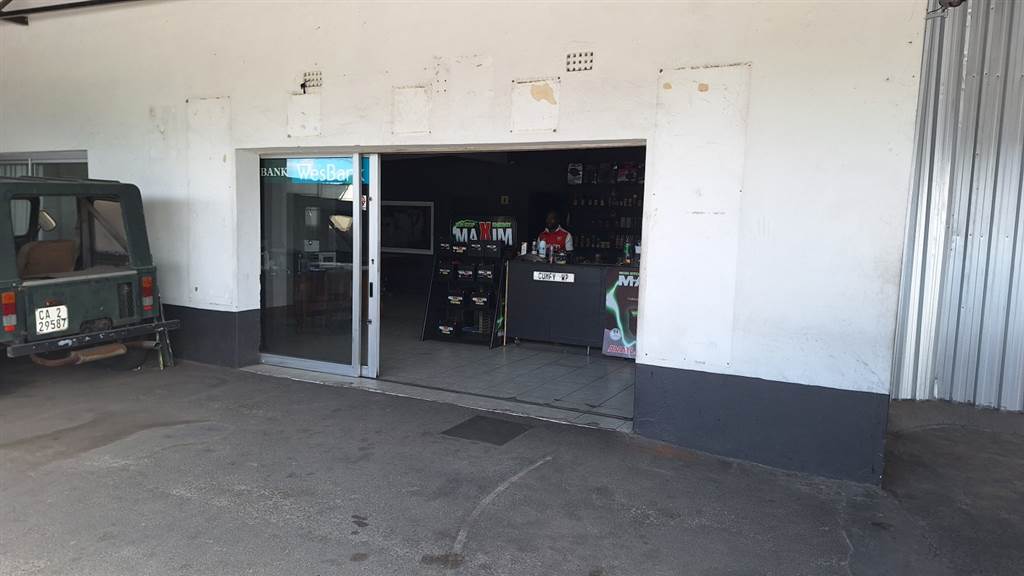 604  m² Commercial space in Elsies River Industrial photo number 3