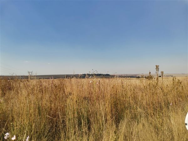 2752 m² Land available in Secunda