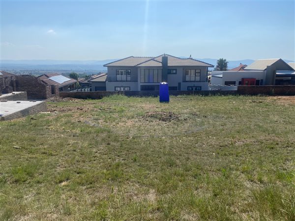 696 m² Land available in Lydenburg