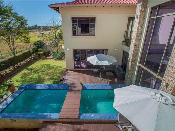 4 Bedroom House 4 Bedroom House