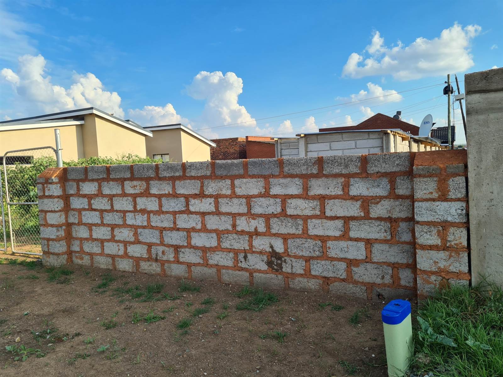 380 m² Land available in Kwa Thema photo number 1
