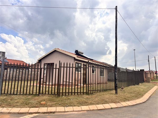 2 Bedroom House 2 Bedroom House