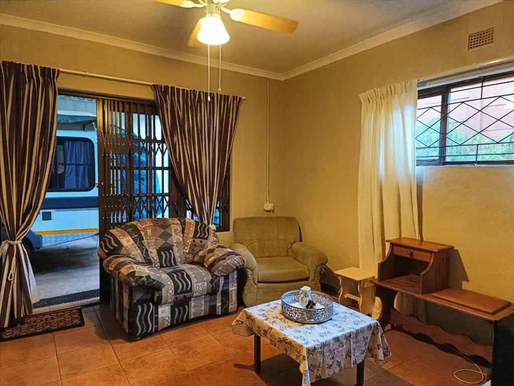 1 Bed Apartment in Mtunzini photo number 4