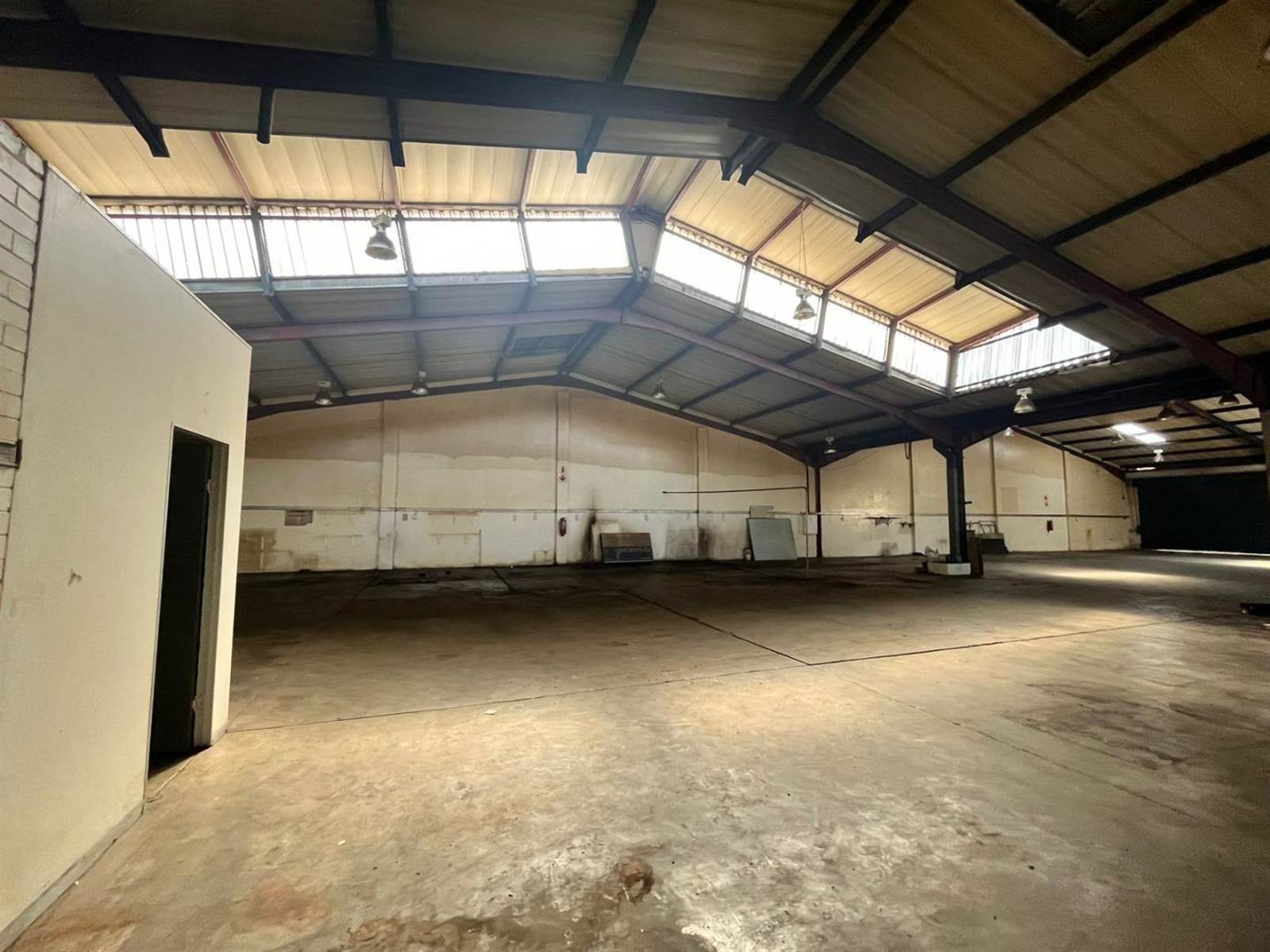 755  m² Industrial space in Anderbolt photo number 11