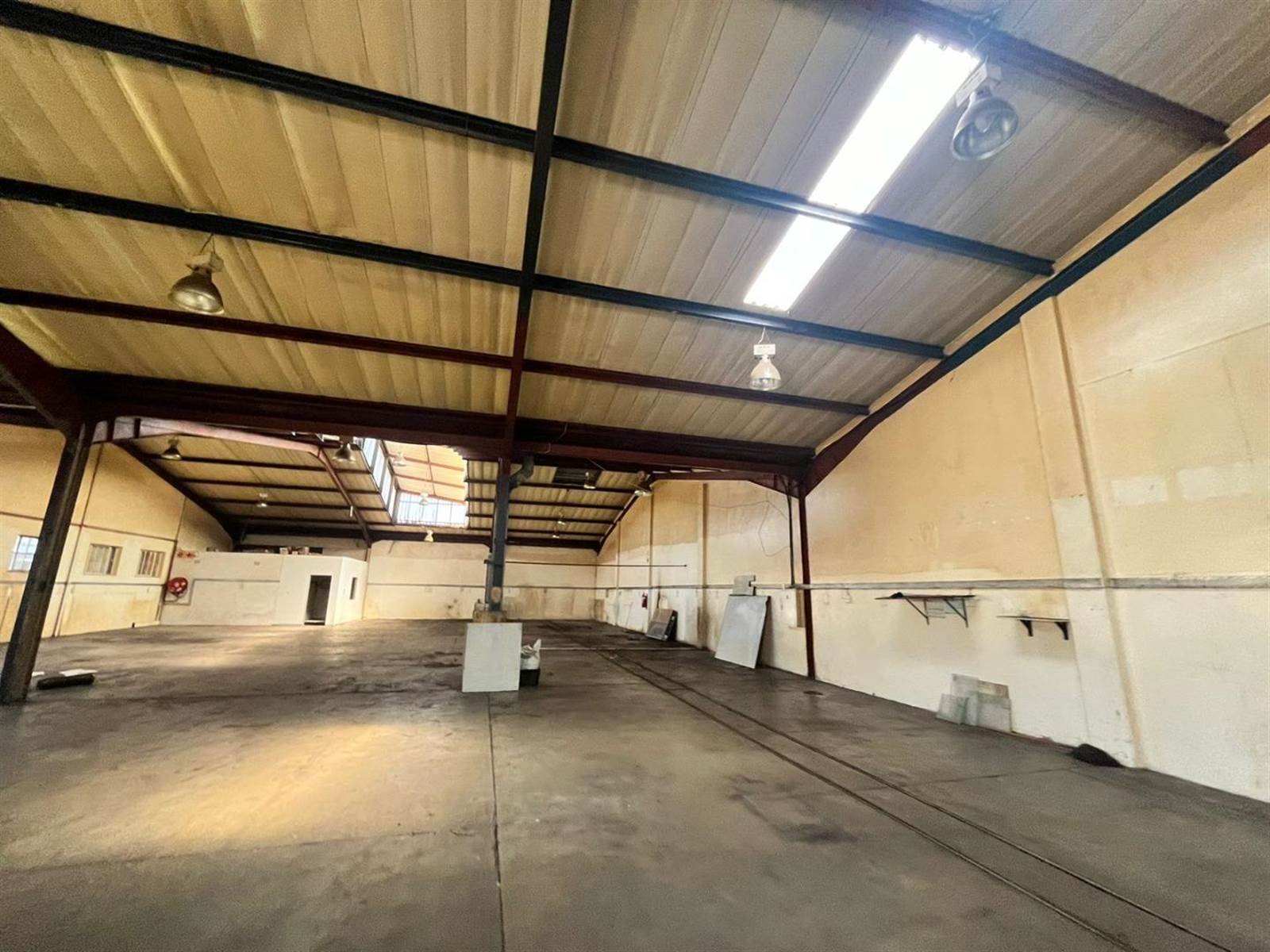755  m² Industrial space in Anderbolt photo number 5