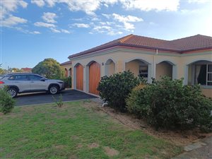 House in Twin Palms