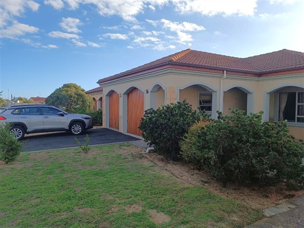 3 Bedroom House 3 Bedroom House