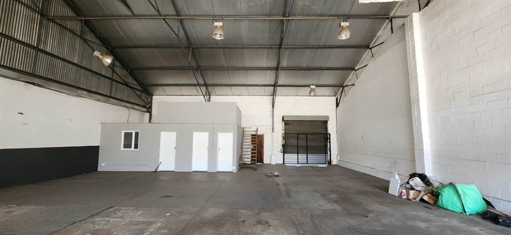 240  m² Industrial space in Paarl photo number 4