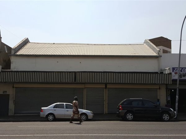 450  m² Retail Space