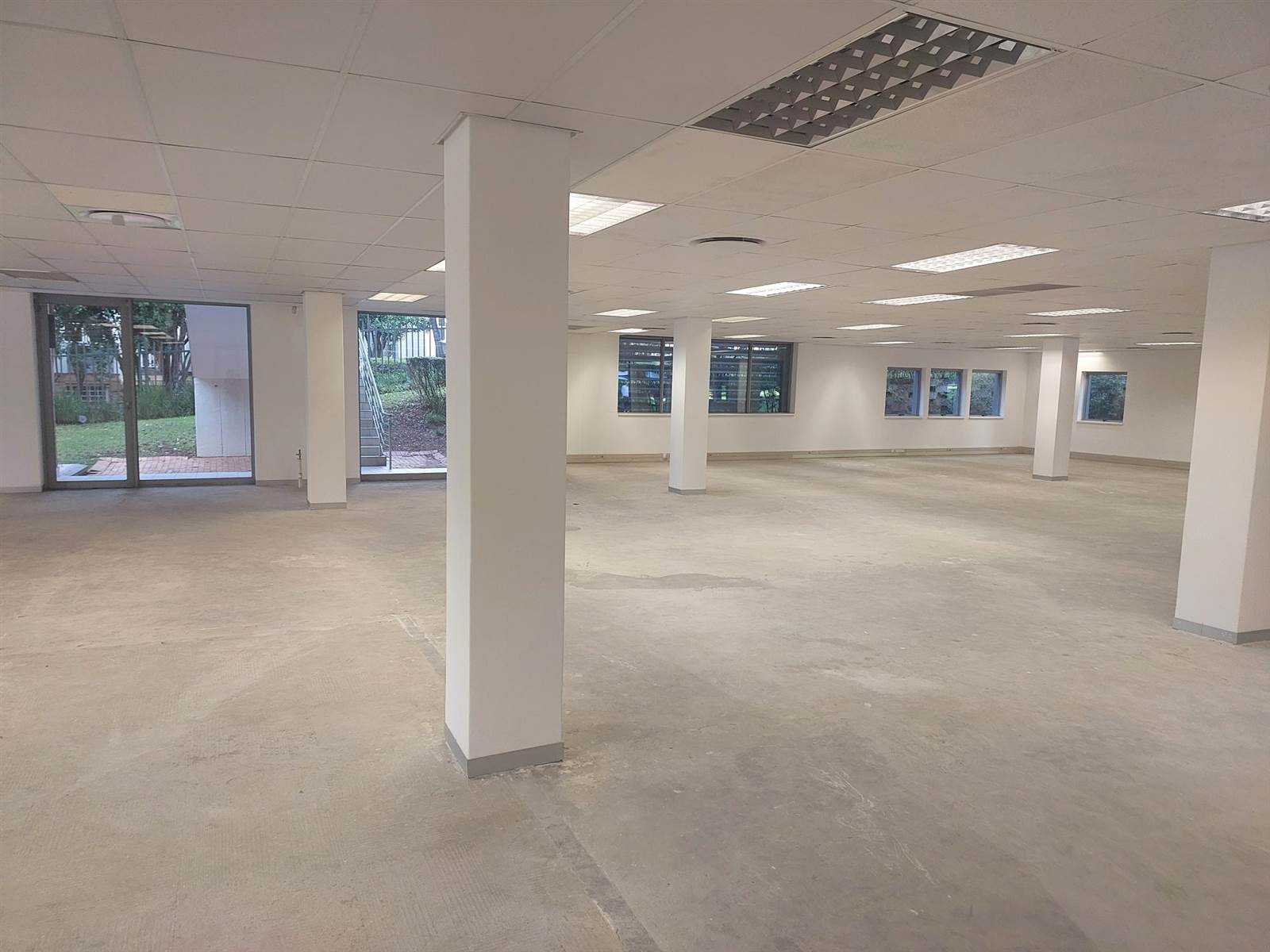674  m² Commercial space in Bryanston photo number 5