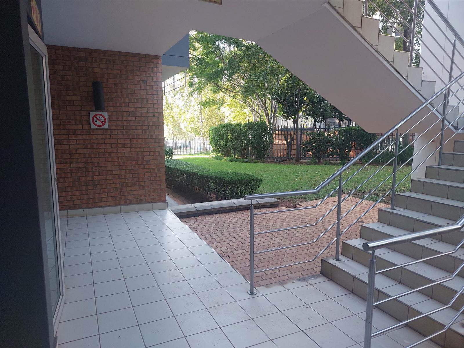 674  m² Commercial space in Bryanston photo number 9