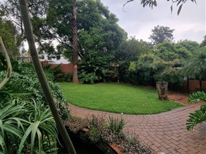 4 Bed Duet in Alphen Park