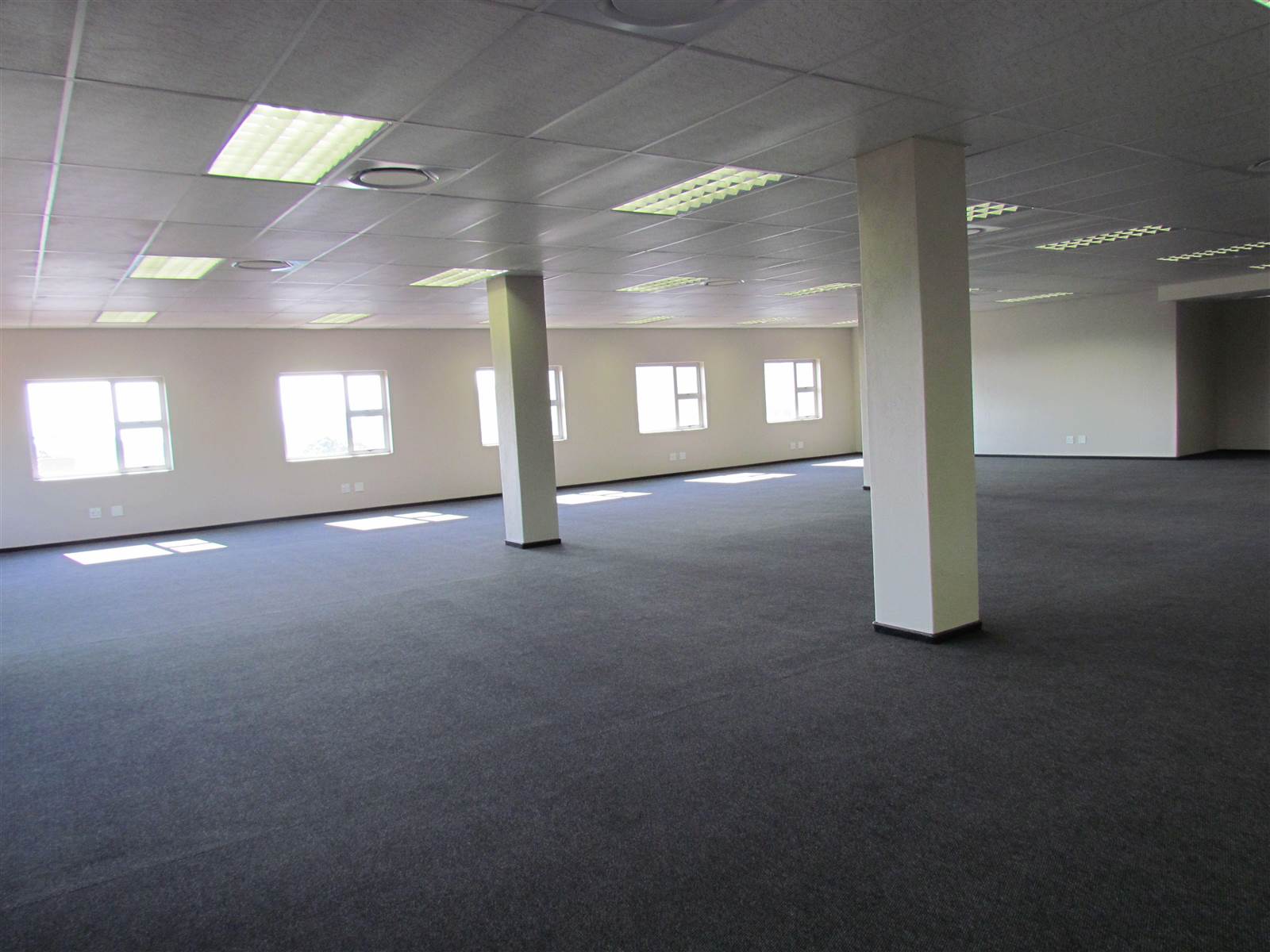2396  m² Commercial space in Nelspruit photo number 10