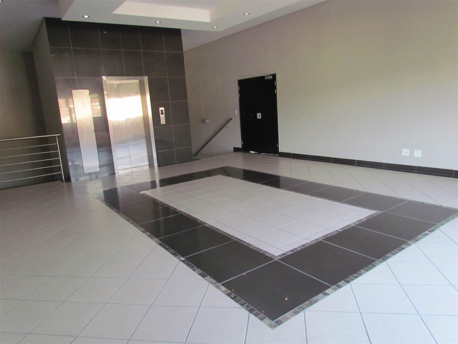 2396  m² Commercial space in Nelspruit photo number 5