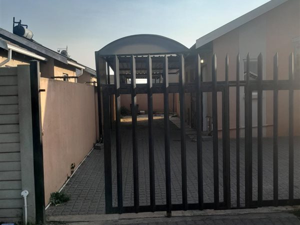 3 Bedroom House 3 Bedroom House
