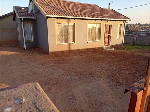 3 Bedroom House 3 Bedroom House