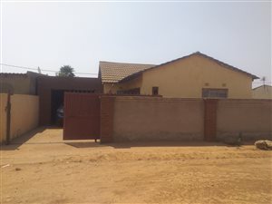 3 Bed House in Orange Farm