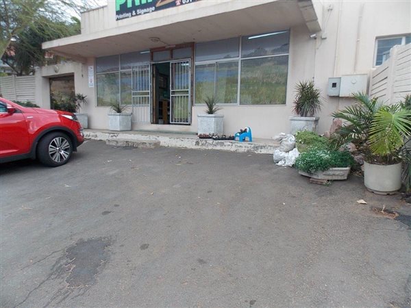 294  m² Commercial space