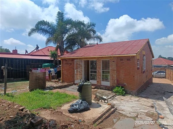 3 Bedroom House 3 Bedroom House