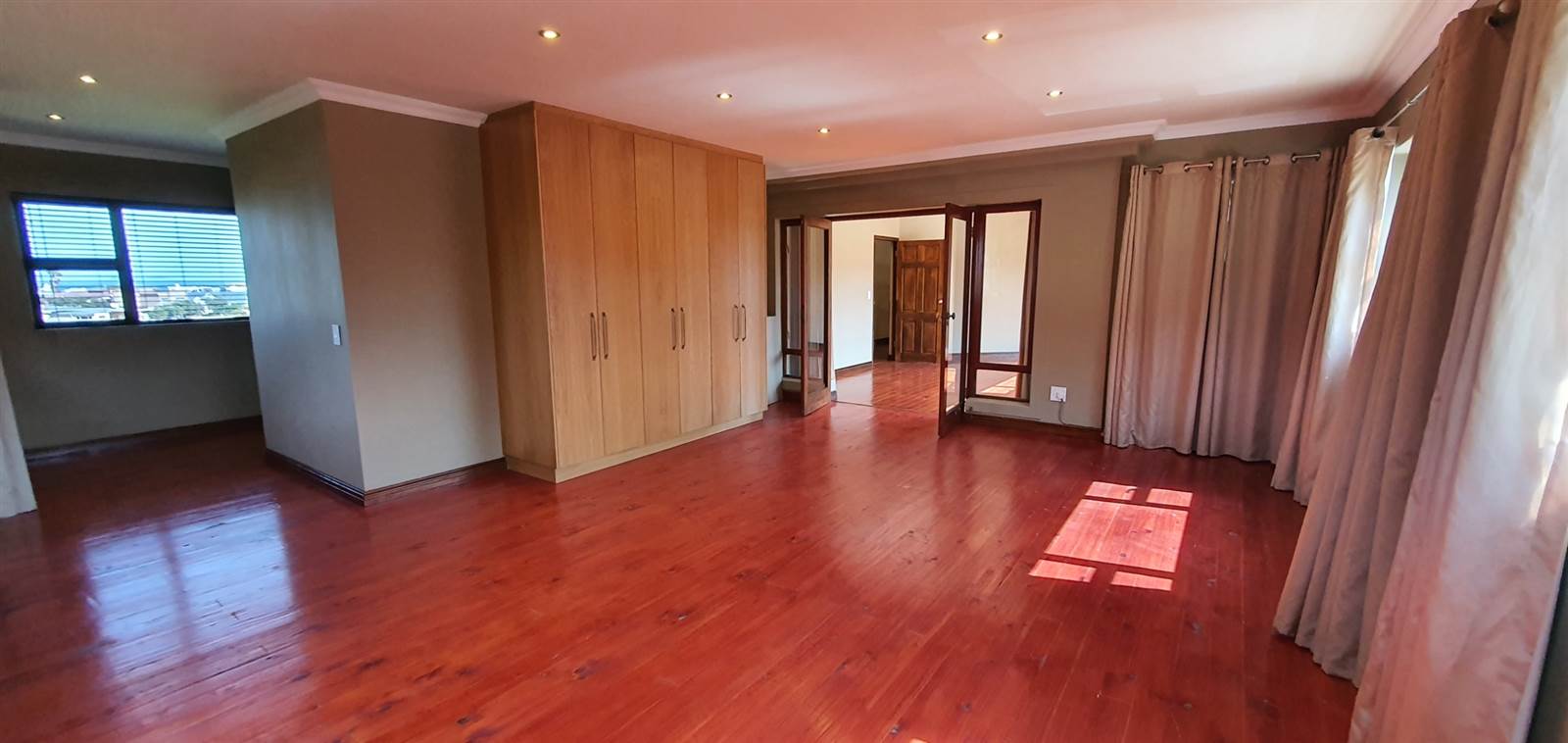 4 Bed House in Pringle Bay photo number 12