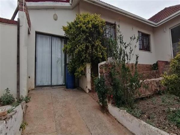 3 Bed House in Adcockvale